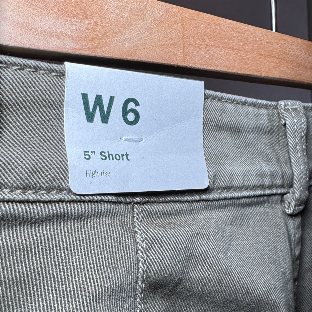 Alpine Design Corduroy High Rise 5” Shorts Women's Sz 6 Vintage Olive - Picture 6 of 10